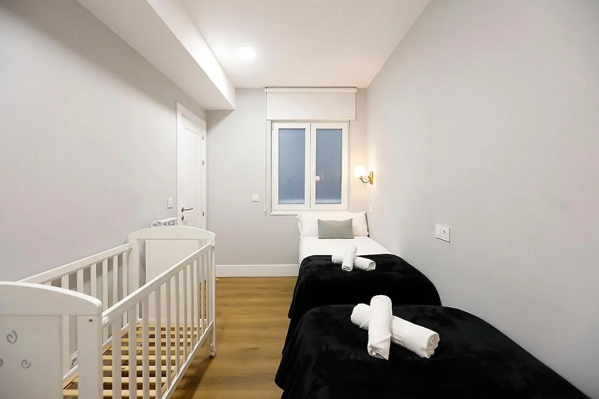 Apartamento Con Parking A 15 De La Playa San Sebastián 0*,